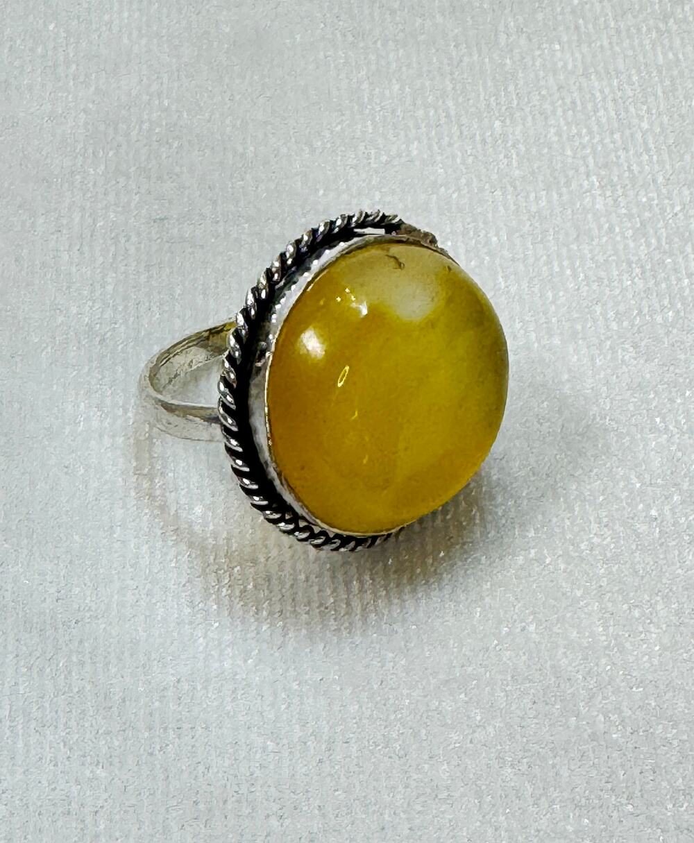 Vintage Yellow Cabochon Statement Ring Size 6.5 Silver Tone Boho Retro R001